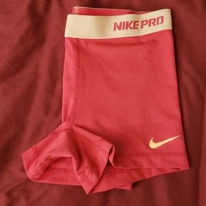 Nike Shorts - Nike workout shorts Nike Shorts - Nike workout shorts